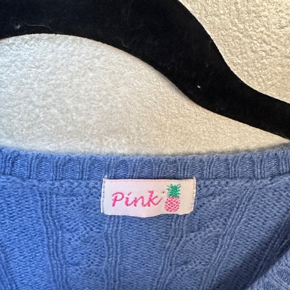 Vintage Pink 🍍 V-Neck Cable Cashmere Sweater - Blue sz large - Picture 2 of 6